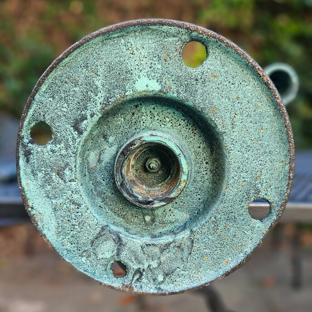 Cast Iron Hand Pump - Image 4