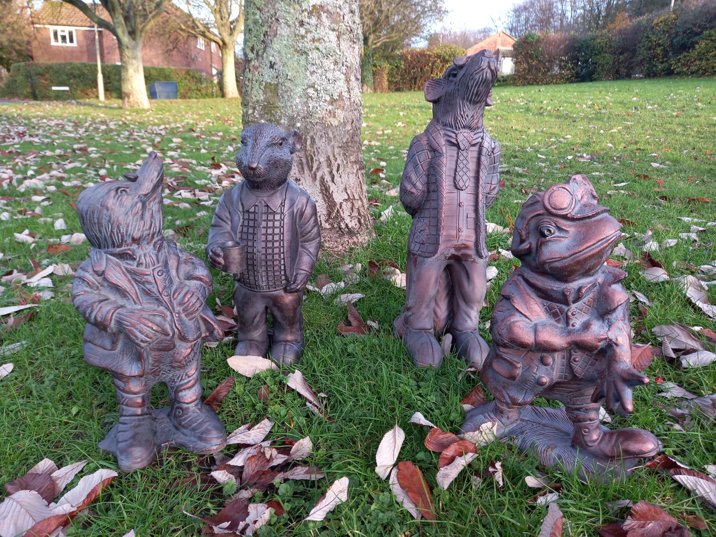 Wind in the Willows Character Ornaments Large